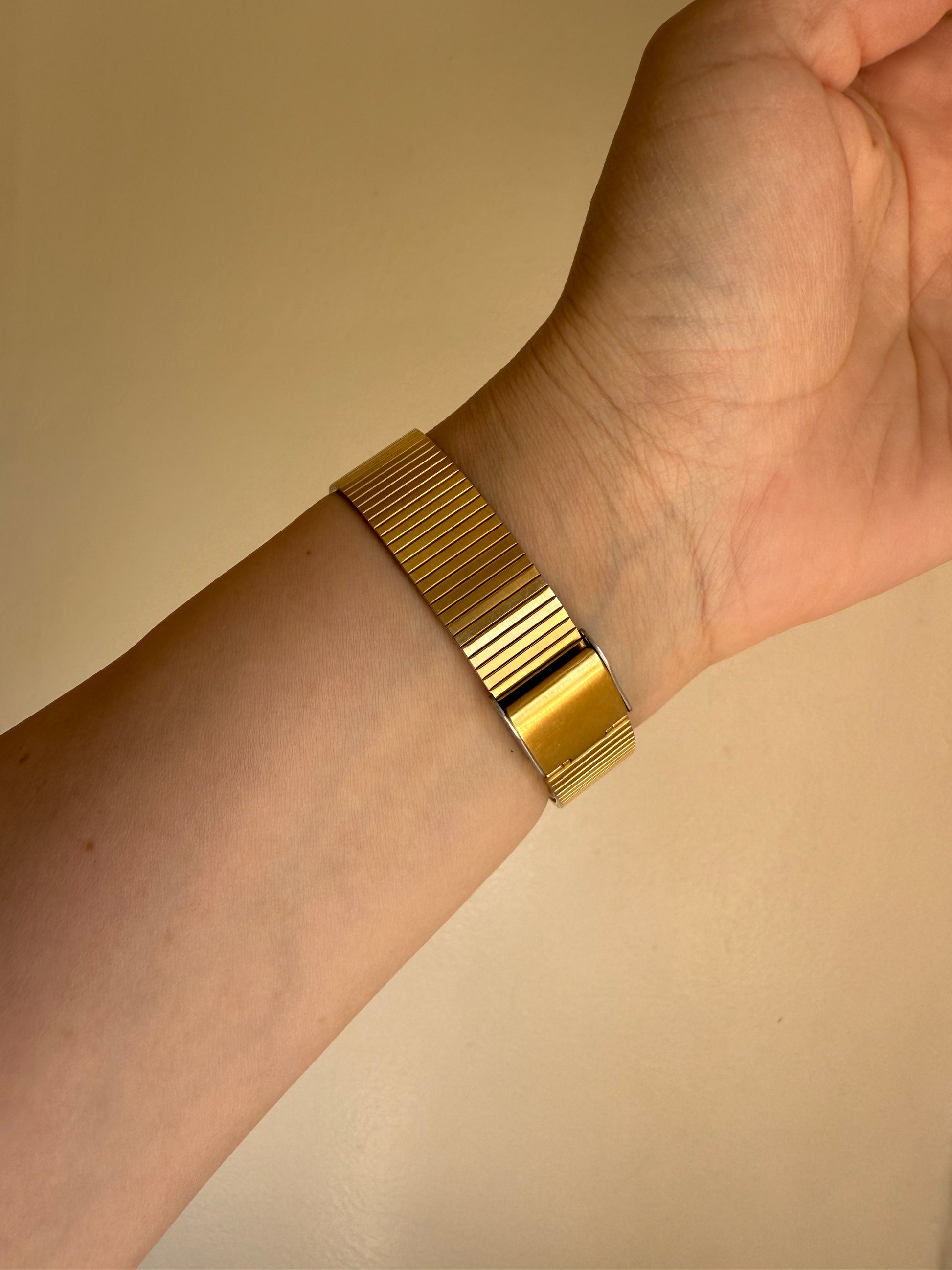 Seiko Quartz Rare 89’ Roman Numeral Tank Watch (Near Mint)