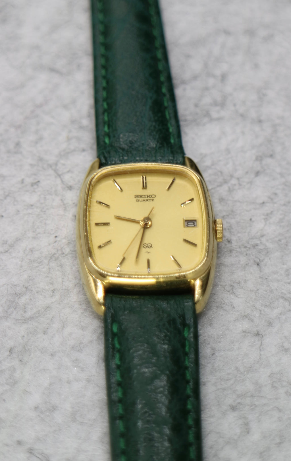 Seiko Quartz Vintage Gold Tone Date Just Watch