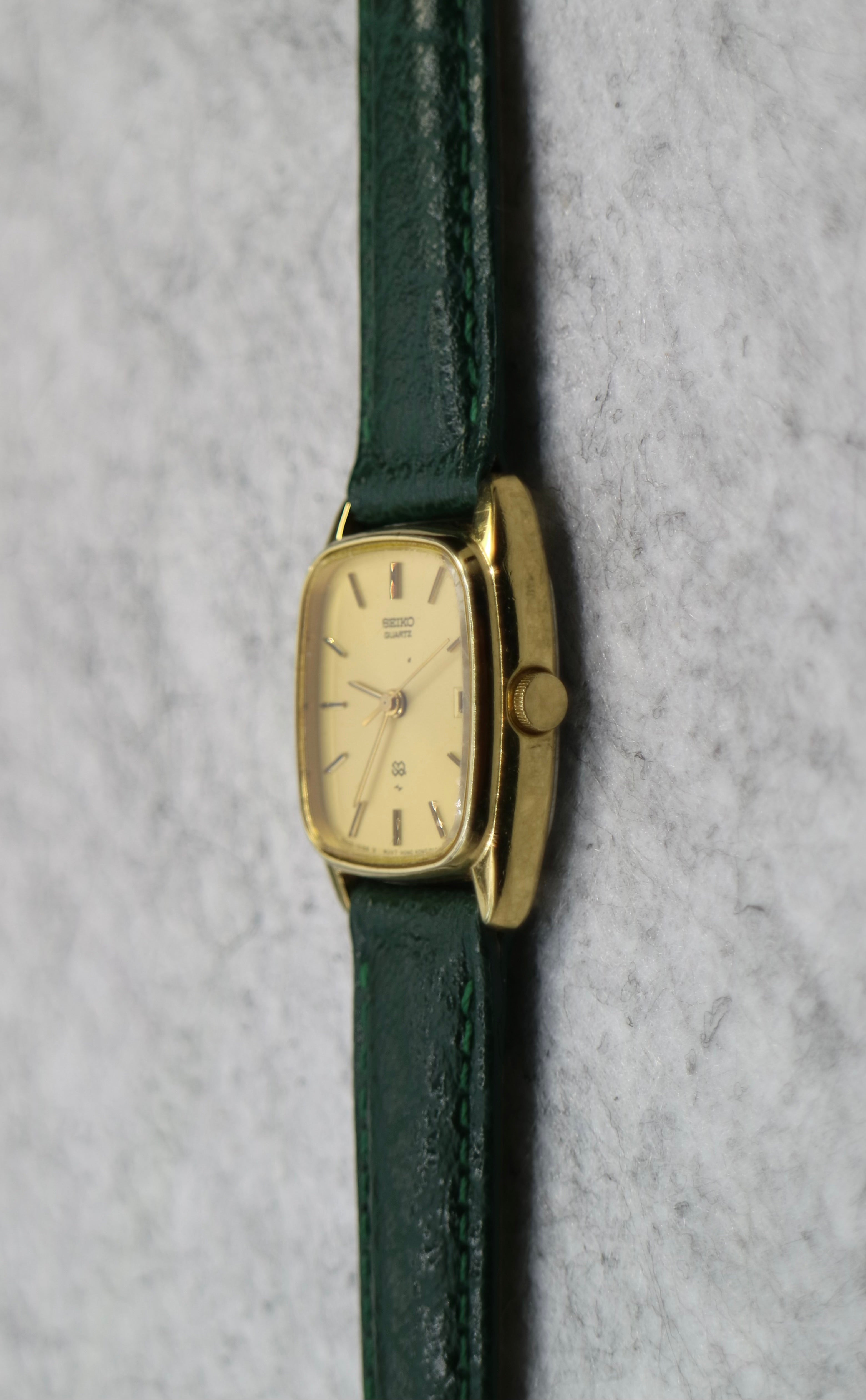Seiko Quartz Vintage Gold Tone Date Just Watch