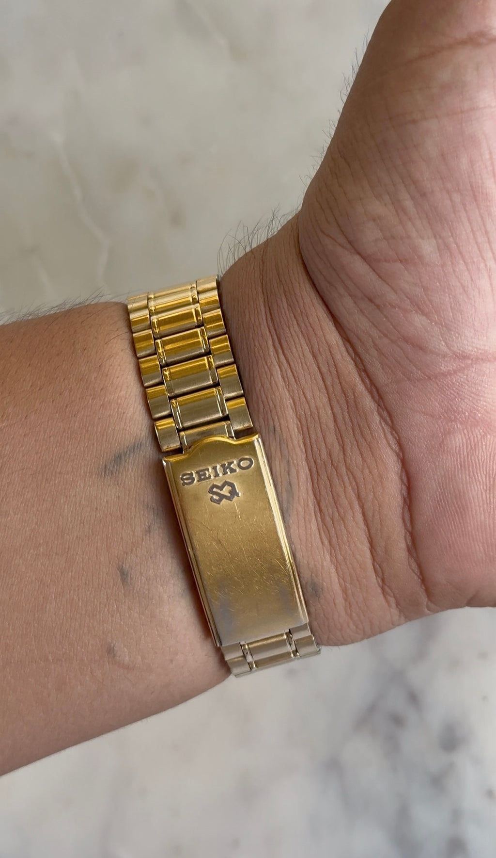 1986 Seiko Quartz SQ Gold Tone Day Date Watch