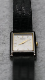 Seiko Quartz Vintage Mother of Pearl Dial/Gunmetal Tone Bezel Tank Watch