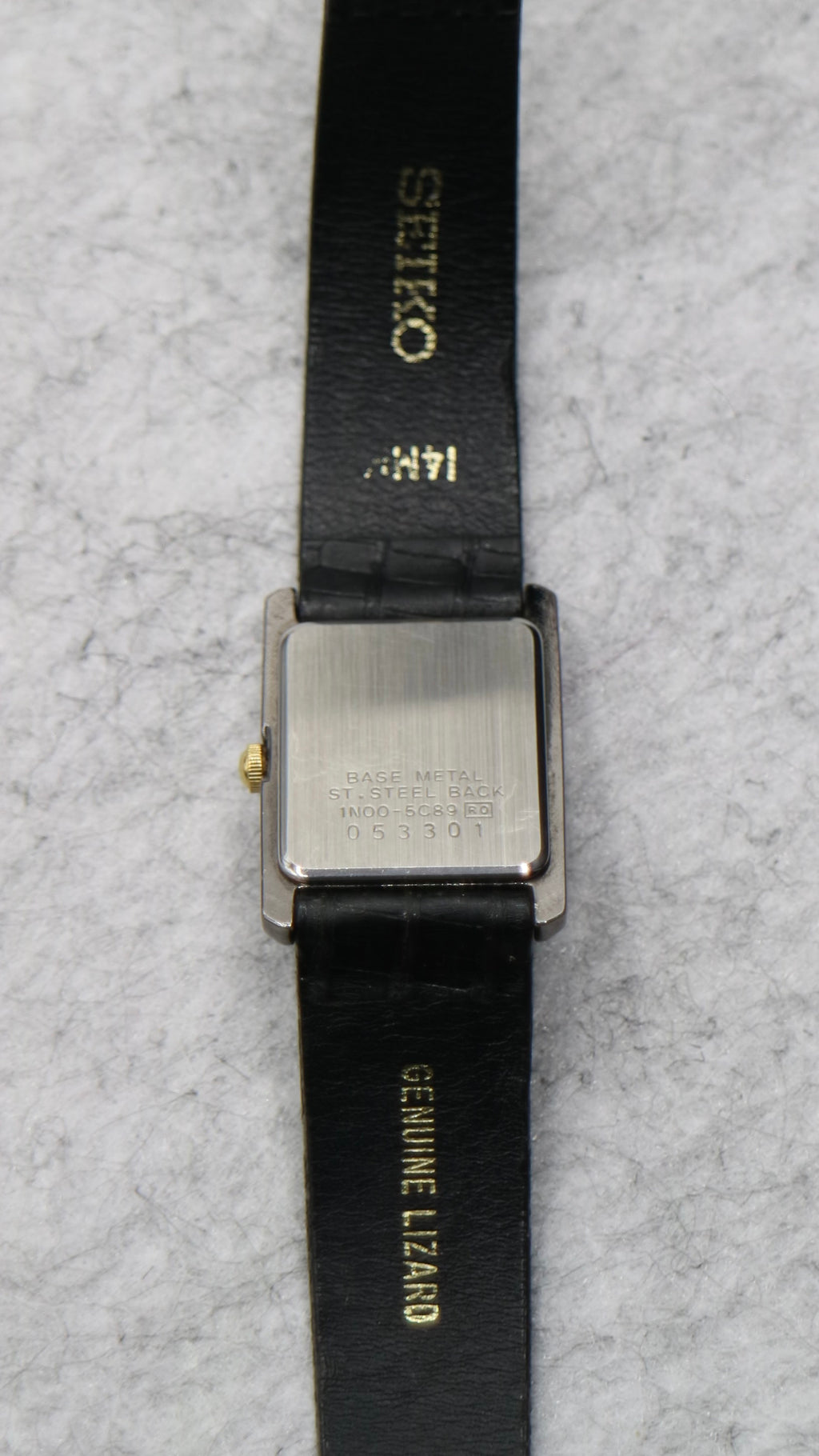Seiko Quartz Vintage Mother of Pearl Dial/Gunmetal Tone Bezel Tank Watch