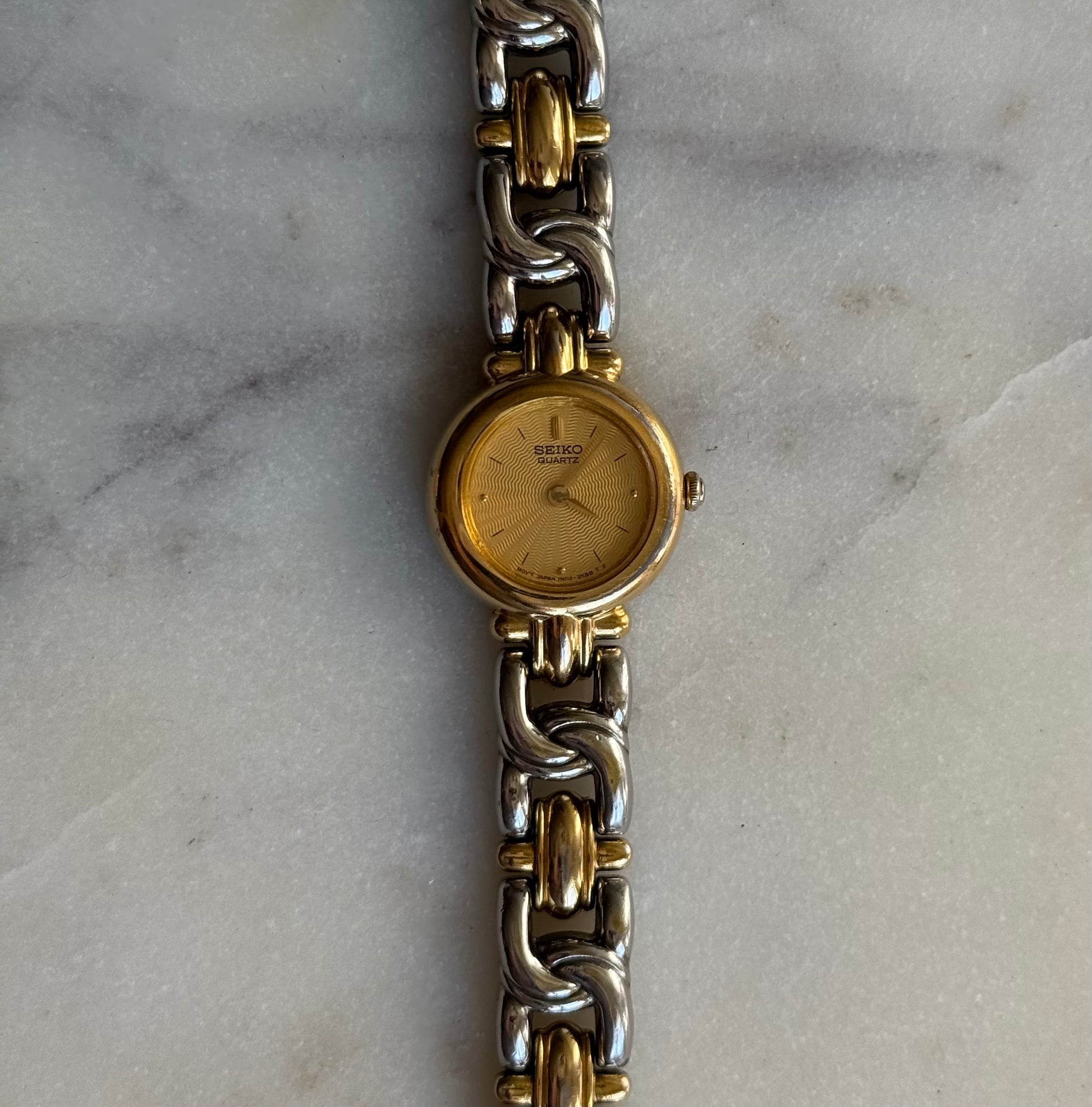 Seiko Quartz Vintage Two Tone Bracelet Watch (Good Condition)