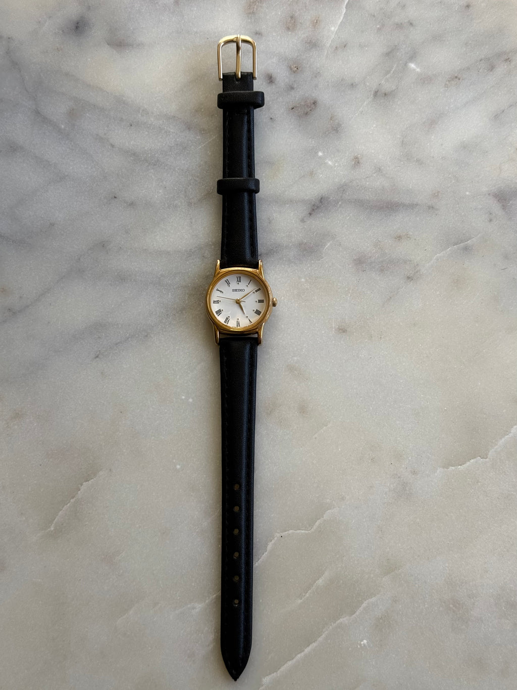 Seiko Vintage Gold Circular Dial Roman Numeral Watch (Excellent Condition)