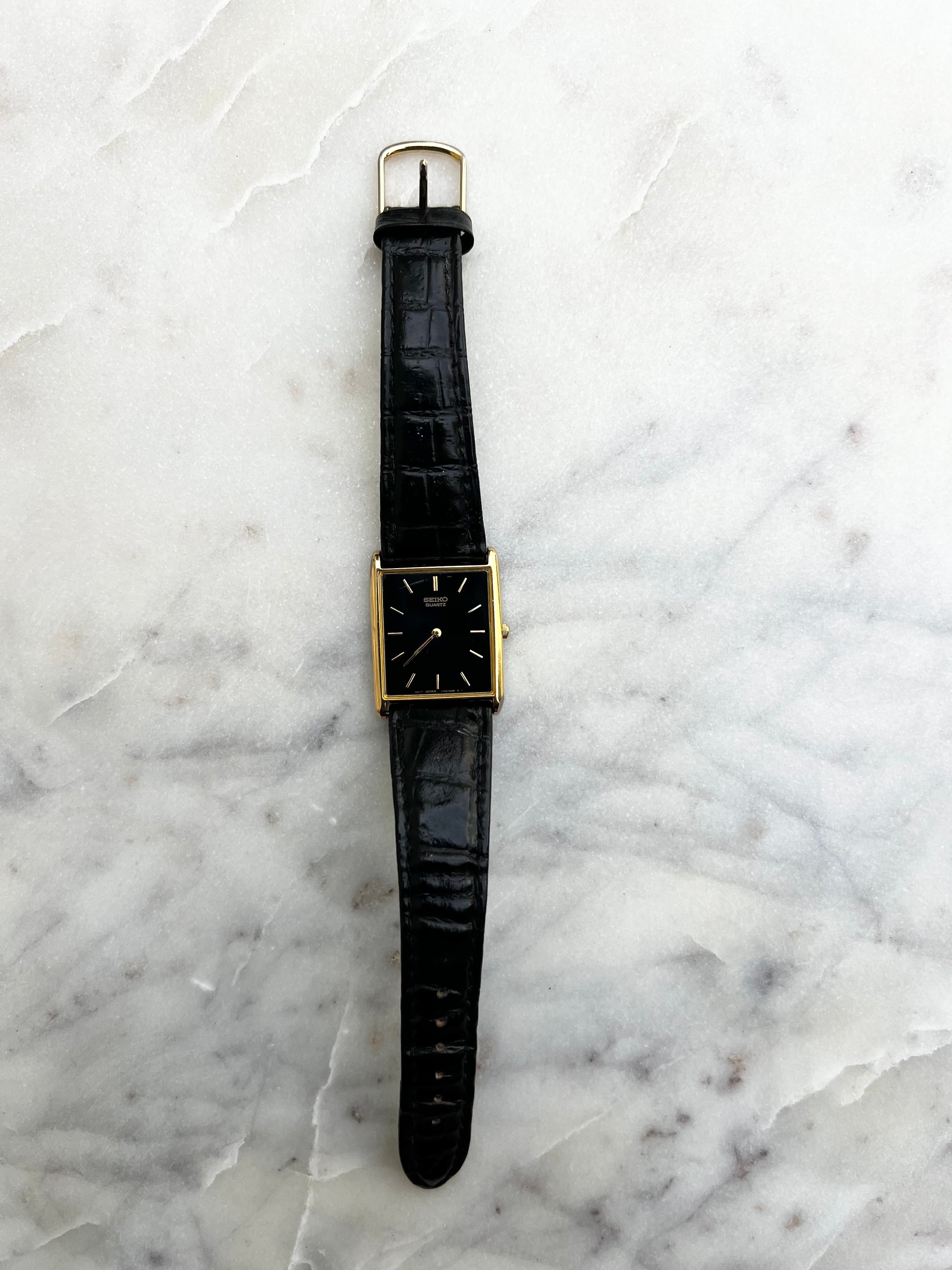 Seiko Vintage V700Tank Watch - 25mm Gold Tone with Black Leather Strap - New Battery