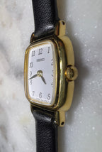 Seiko Vintage Women Watch 17mm White Dial Gold Tone Rectangle 1N00-5K29 - New Battery
