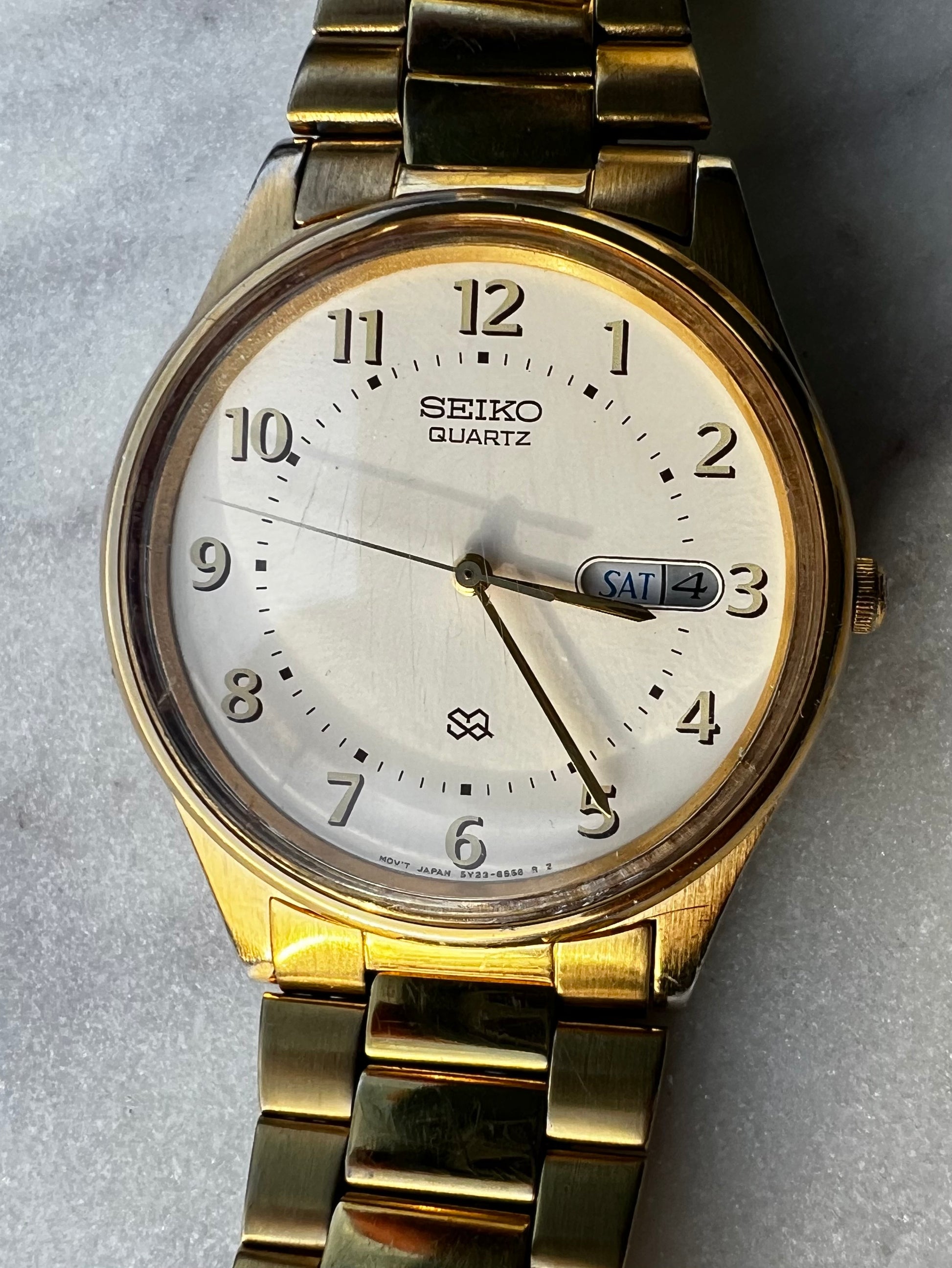 Seiko Vintage 1980 Quartz Gold Tone Day Date Watch
