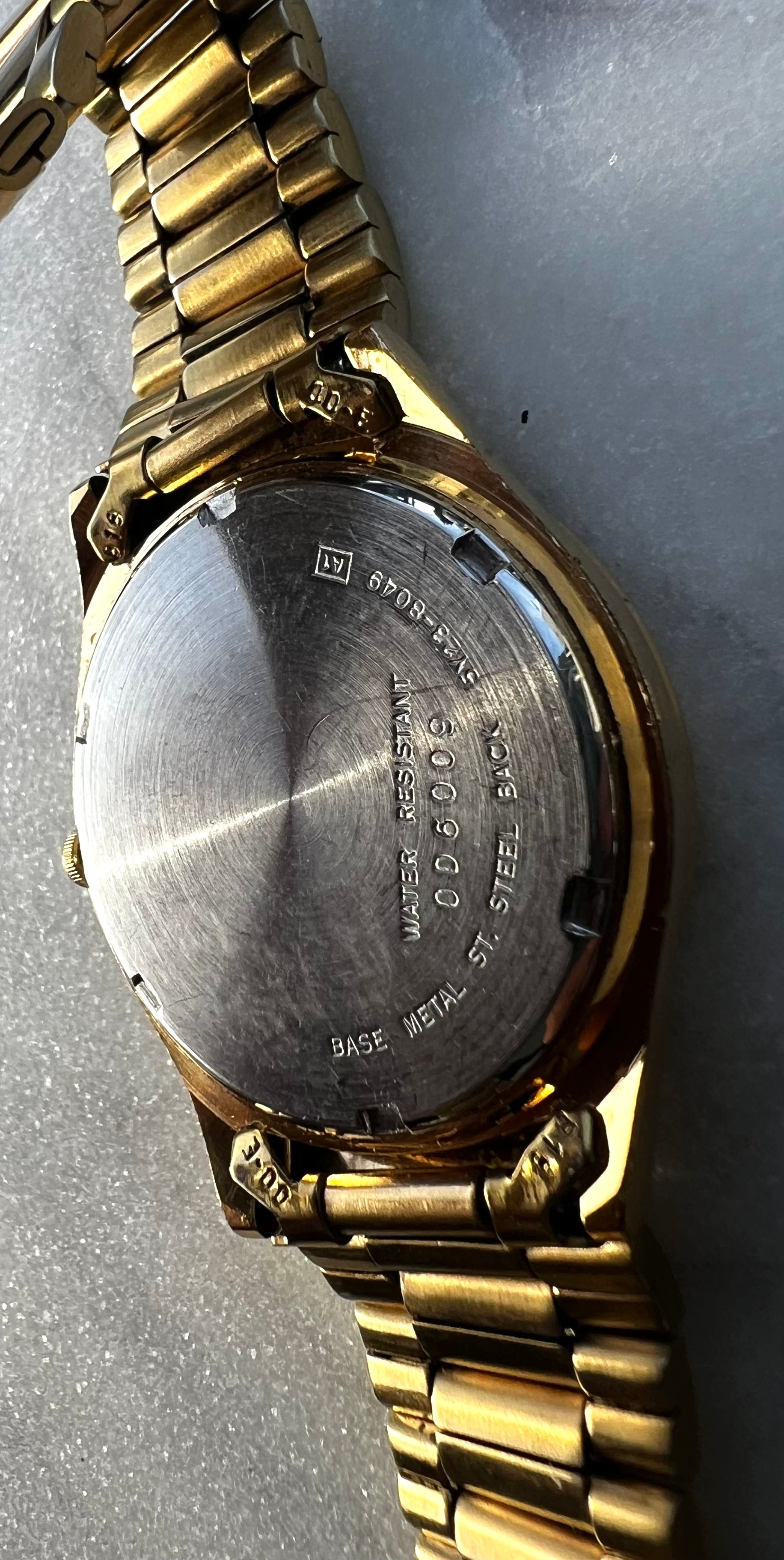 Seiko Vintage 1980 Quartz Gold Tone Day Date Watch