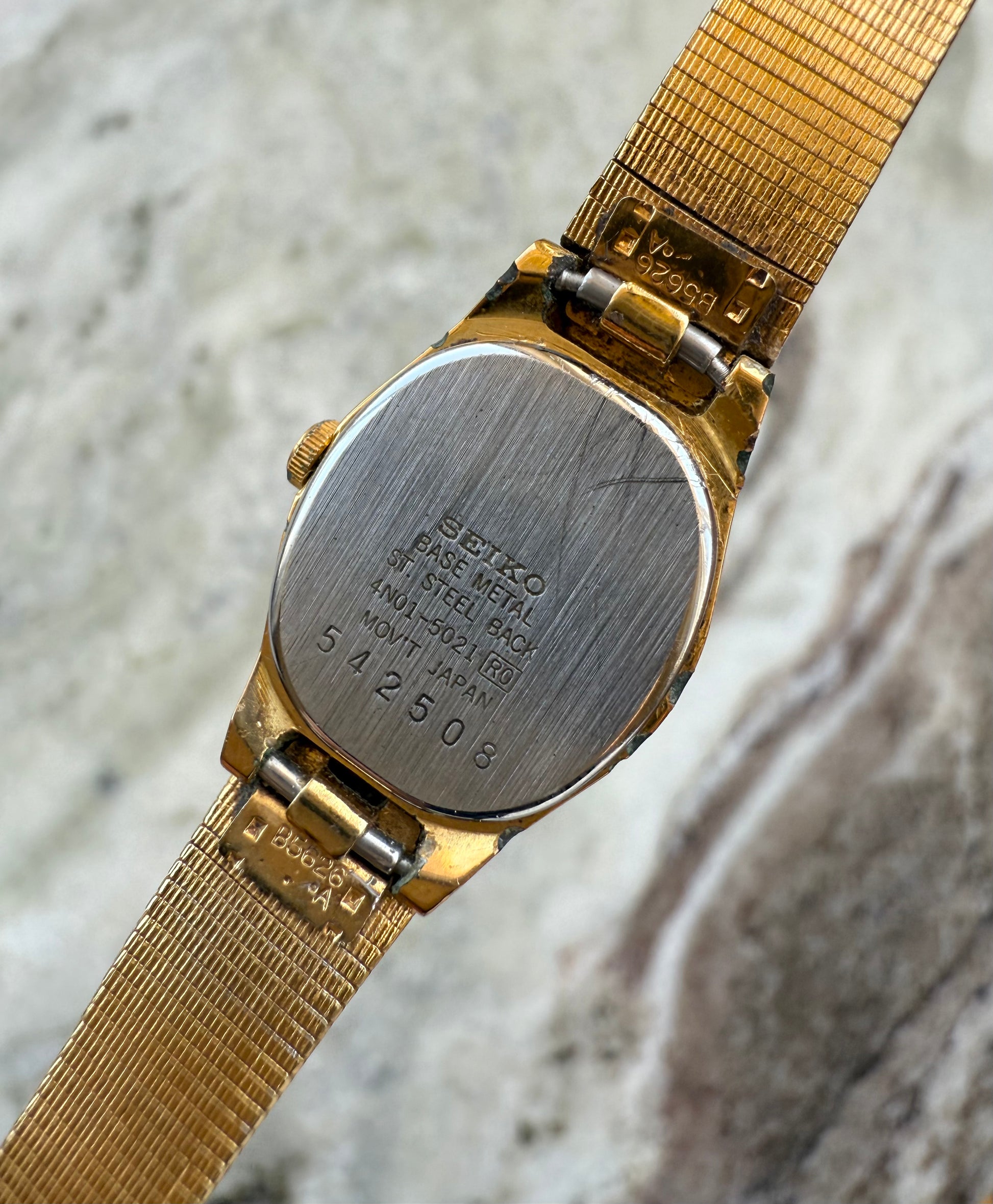 1995 Seiko Quartz Hexagon Gold Tone Watch