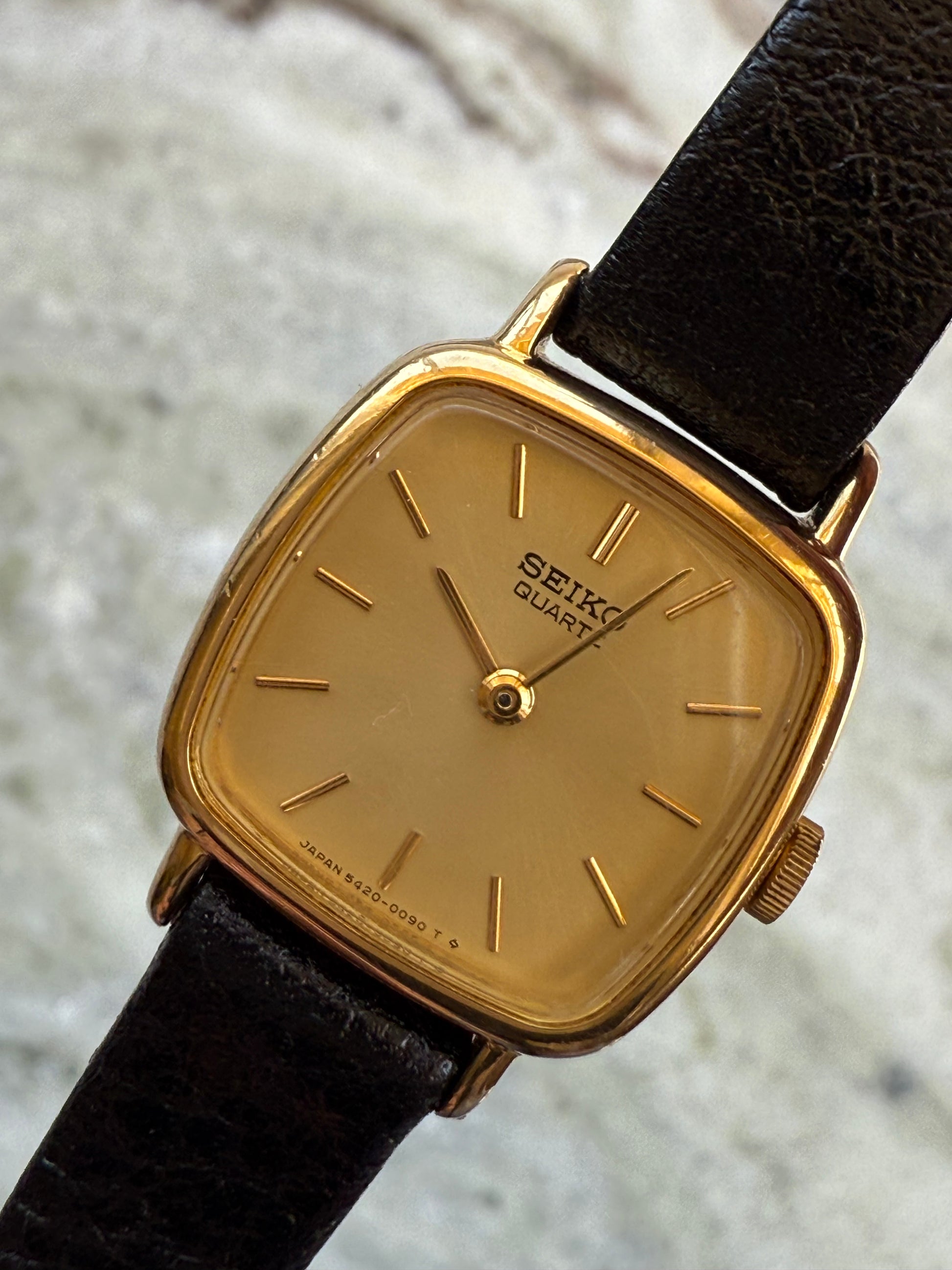 1983 Seiko Quartz Gold Plated Tank Watch