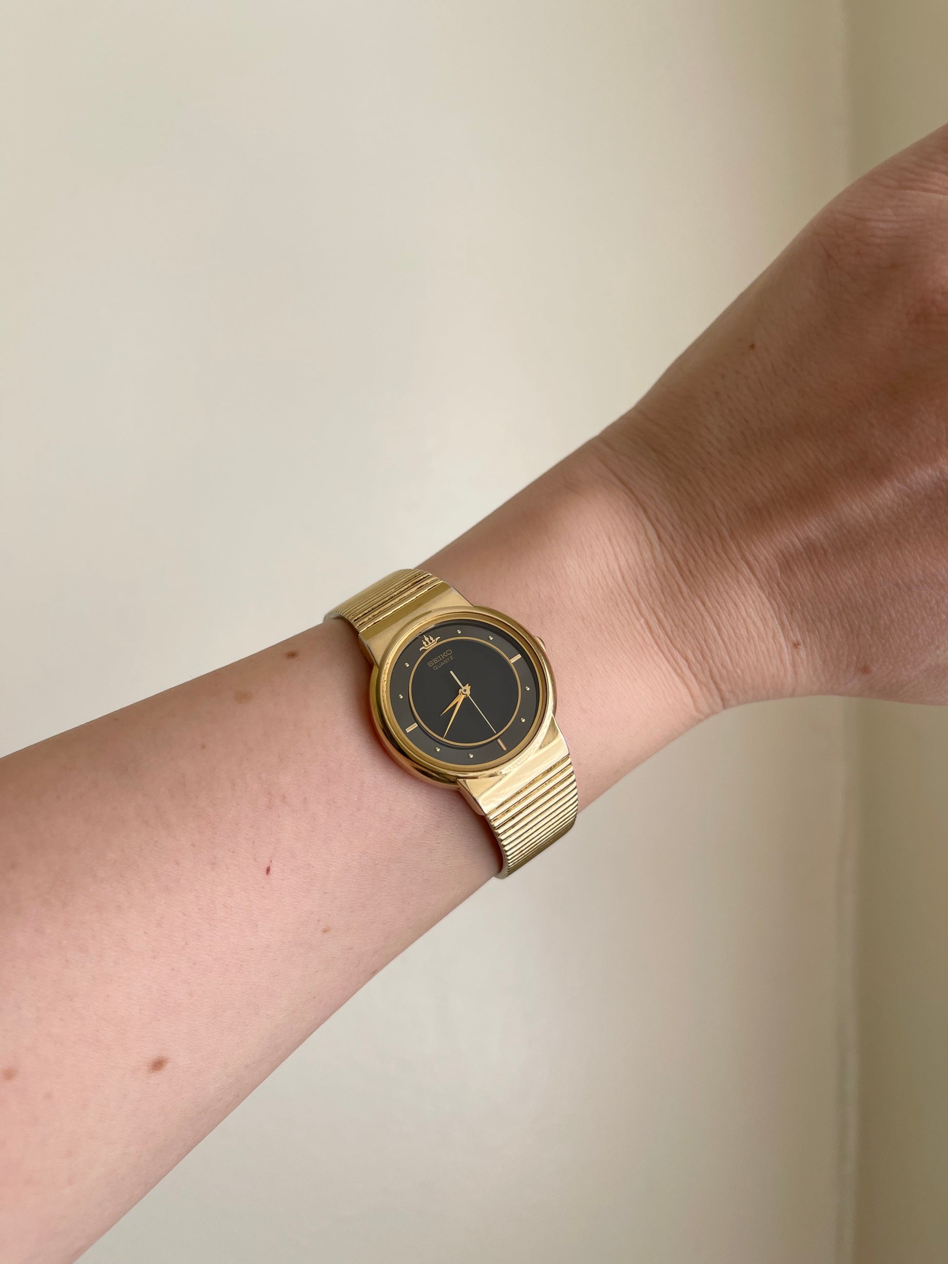 Seiko Vintage Black Dial Gold Tone Watch