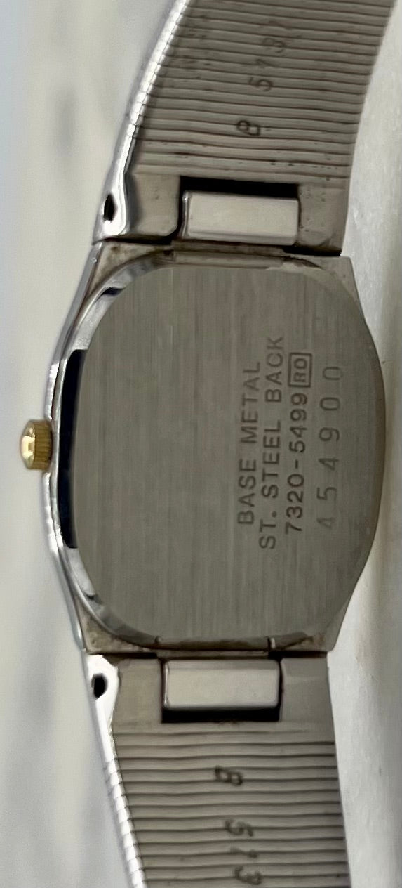 Seiko Vintage 80's Quartz Two Tone Octagon Bezel Watch (Good Condition)