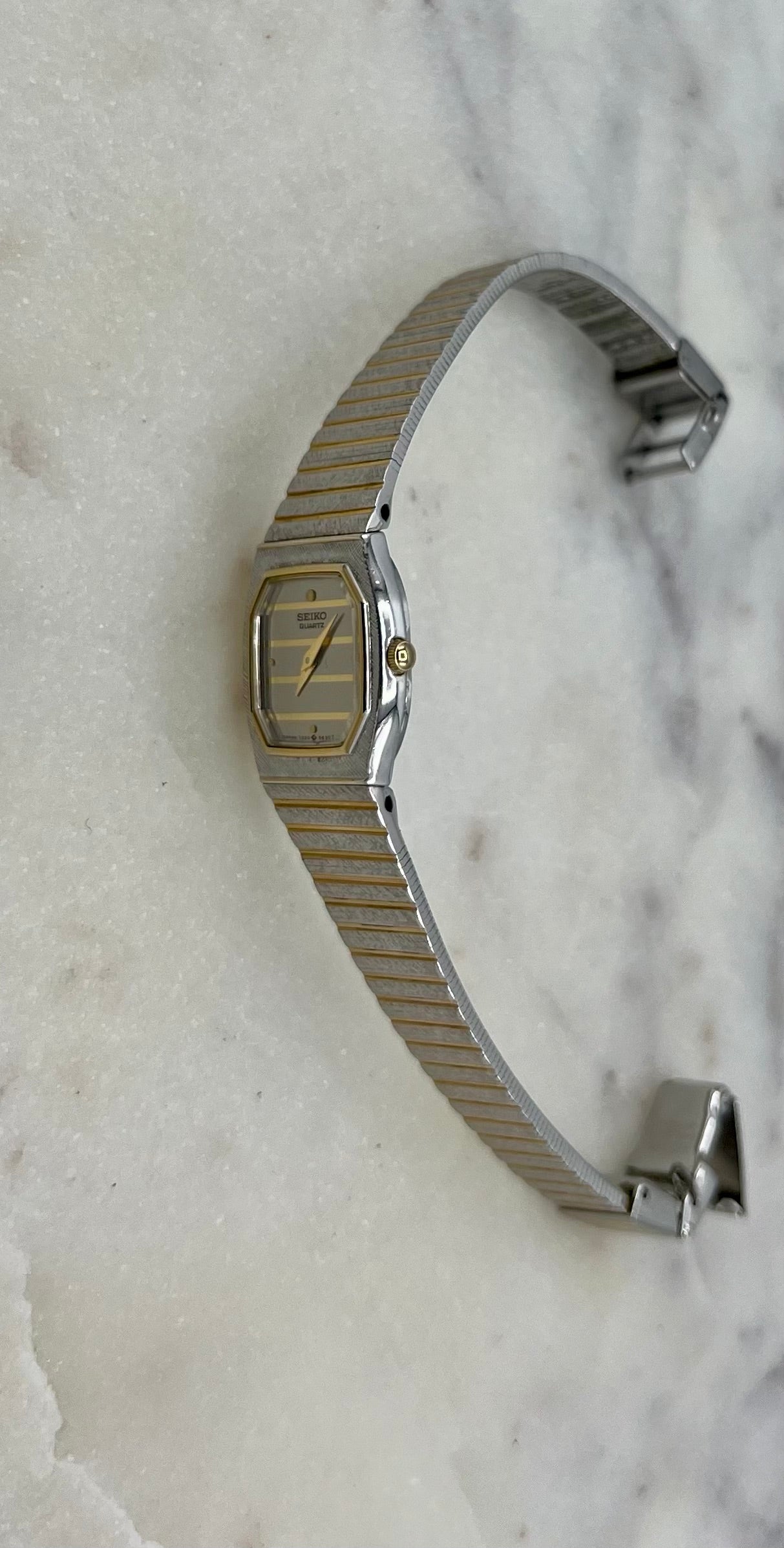 Seiko Vintage 80's Quartz Two Tone Octagon Bezel Watch (Good Condition)