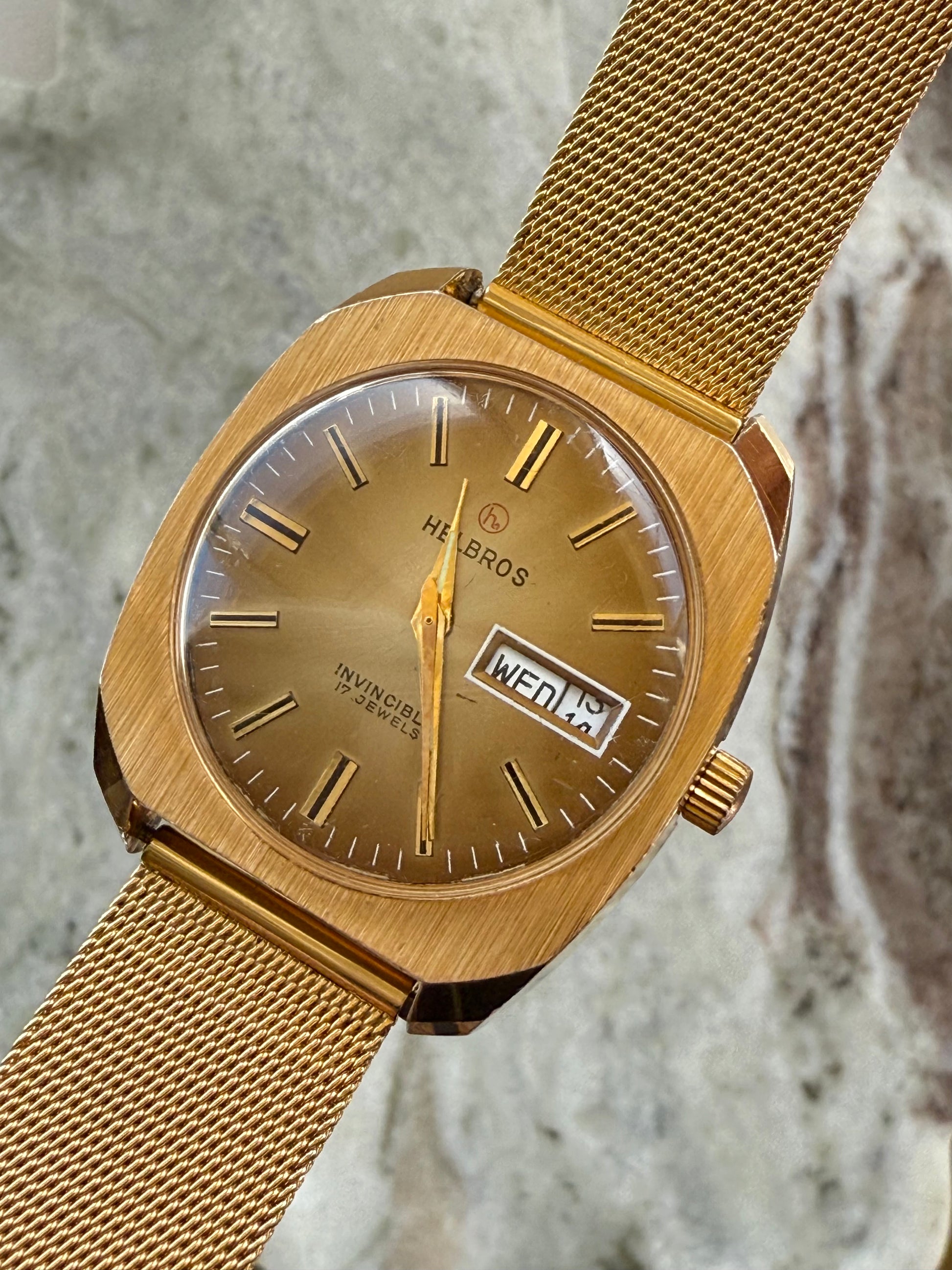 1970s Helbros Day-Date Invincible 17 Jewel Mechanical Watch