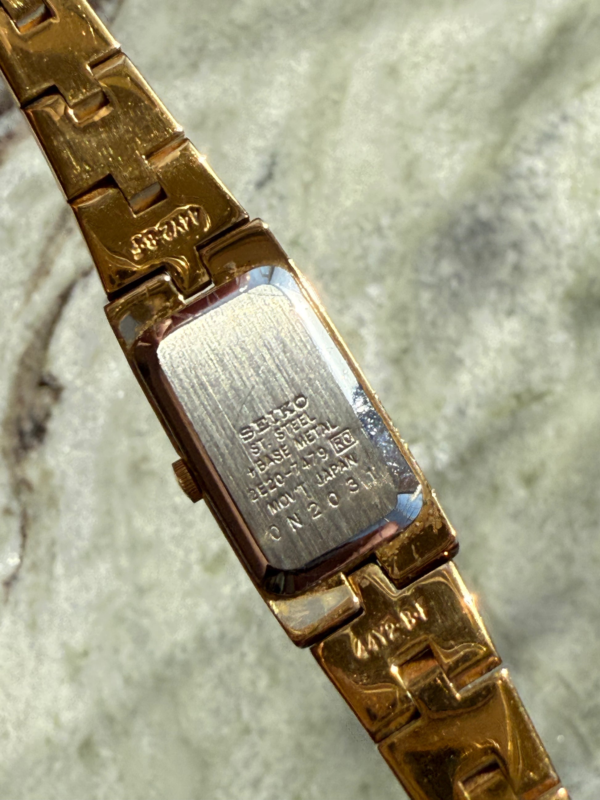 1990 Seiko Quartz Gold Tone Tank Watch