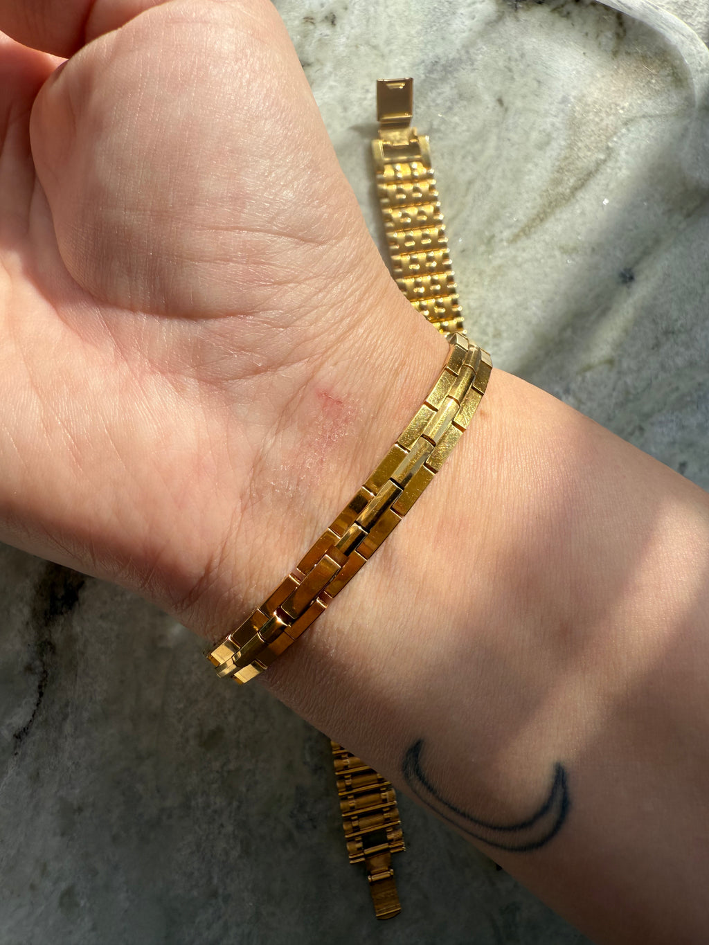 1990 Seiko Quartz Gold Tone Tank Watch