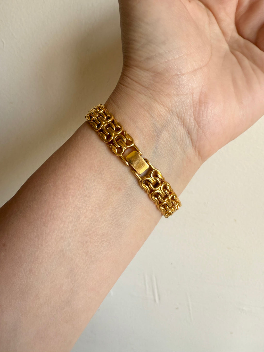 1998 Seiko Movt Japan Gold Tone Bracelet Watch