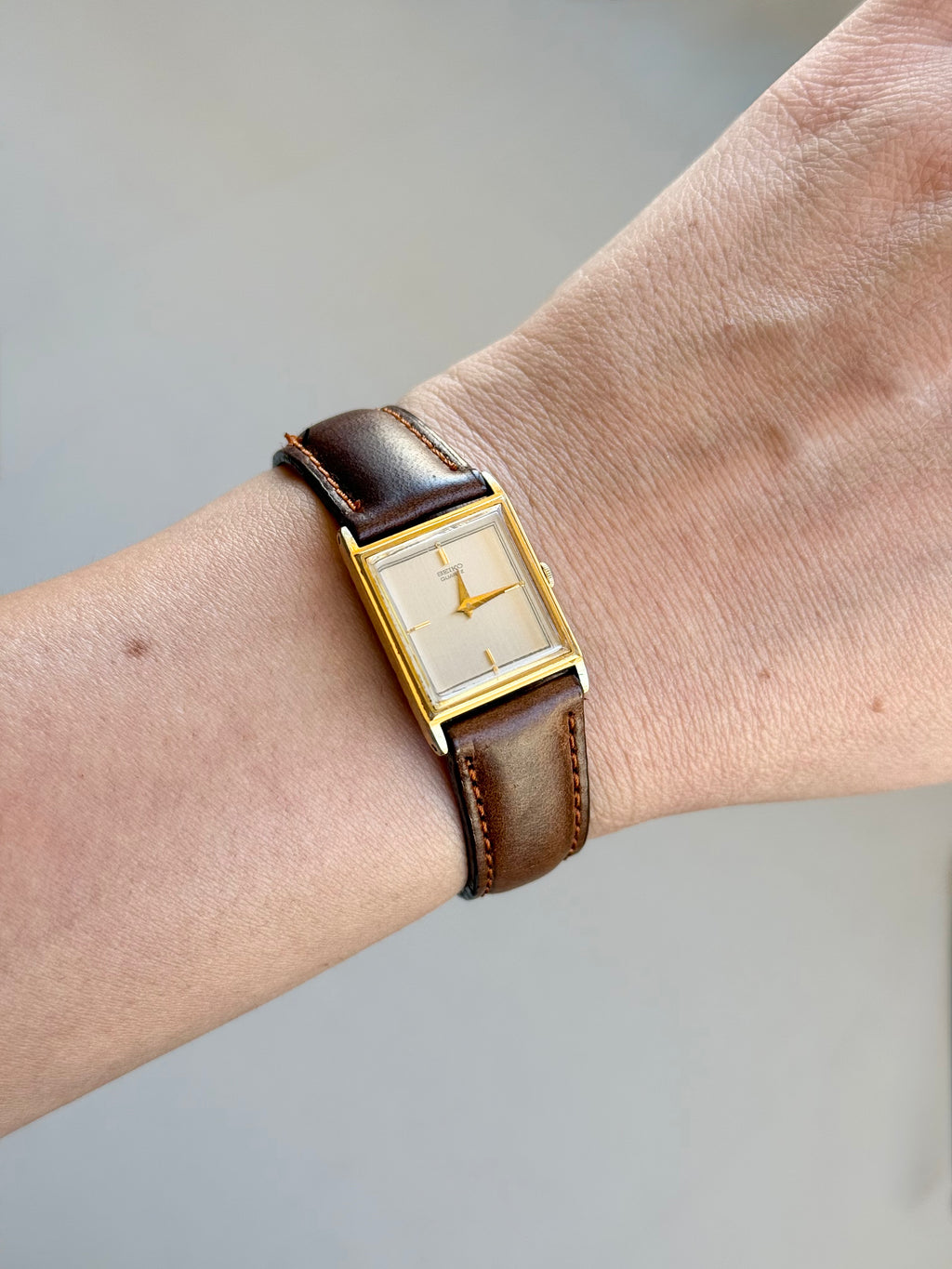 1984 Seiko Quartz Gold Tone Tank Watch