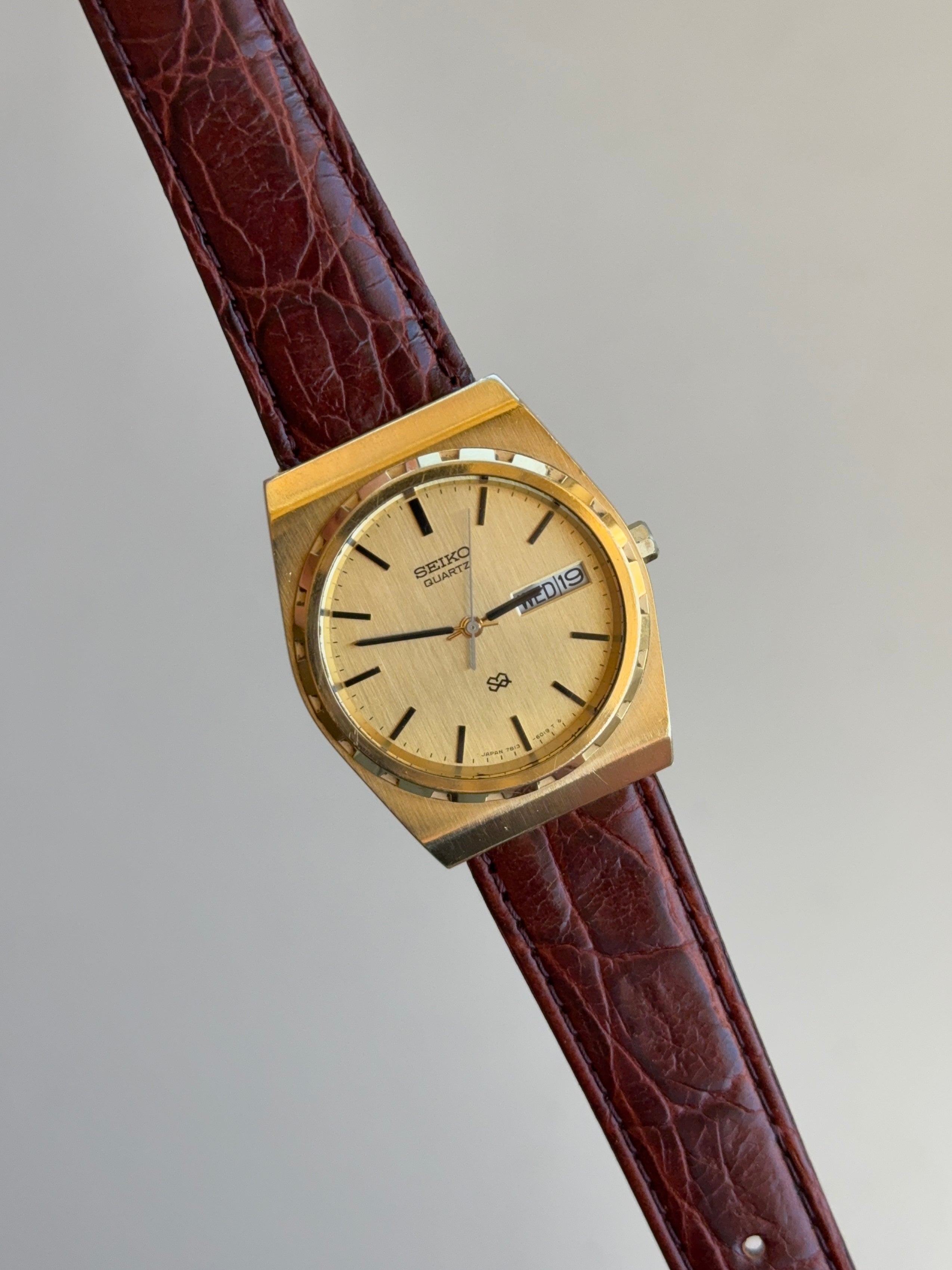 1978 Seiko Quartz "222" Gold Tone Day Date Watch
