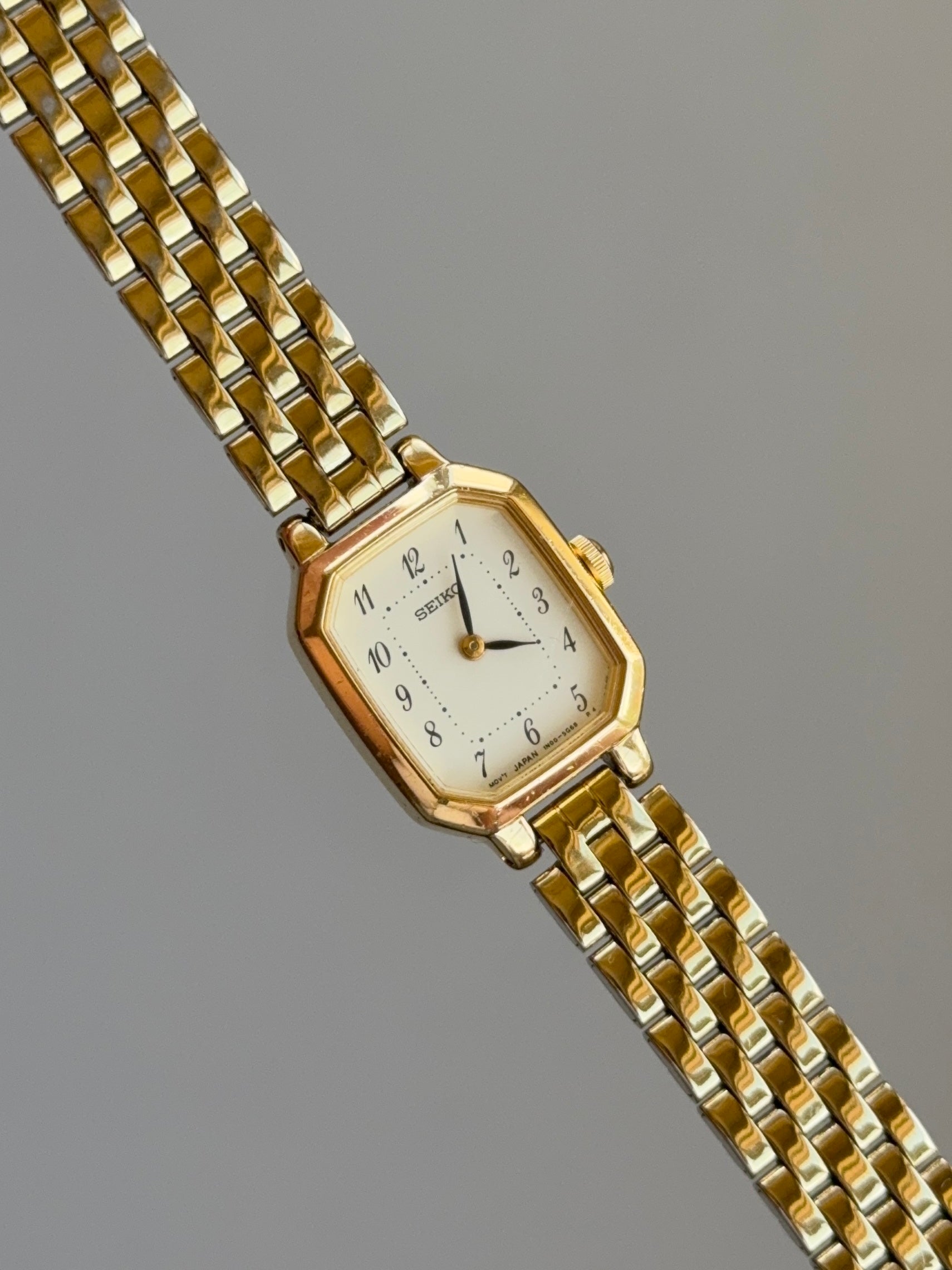 1991 Seiko Quartz Gold Tone Octagon Tank Watch