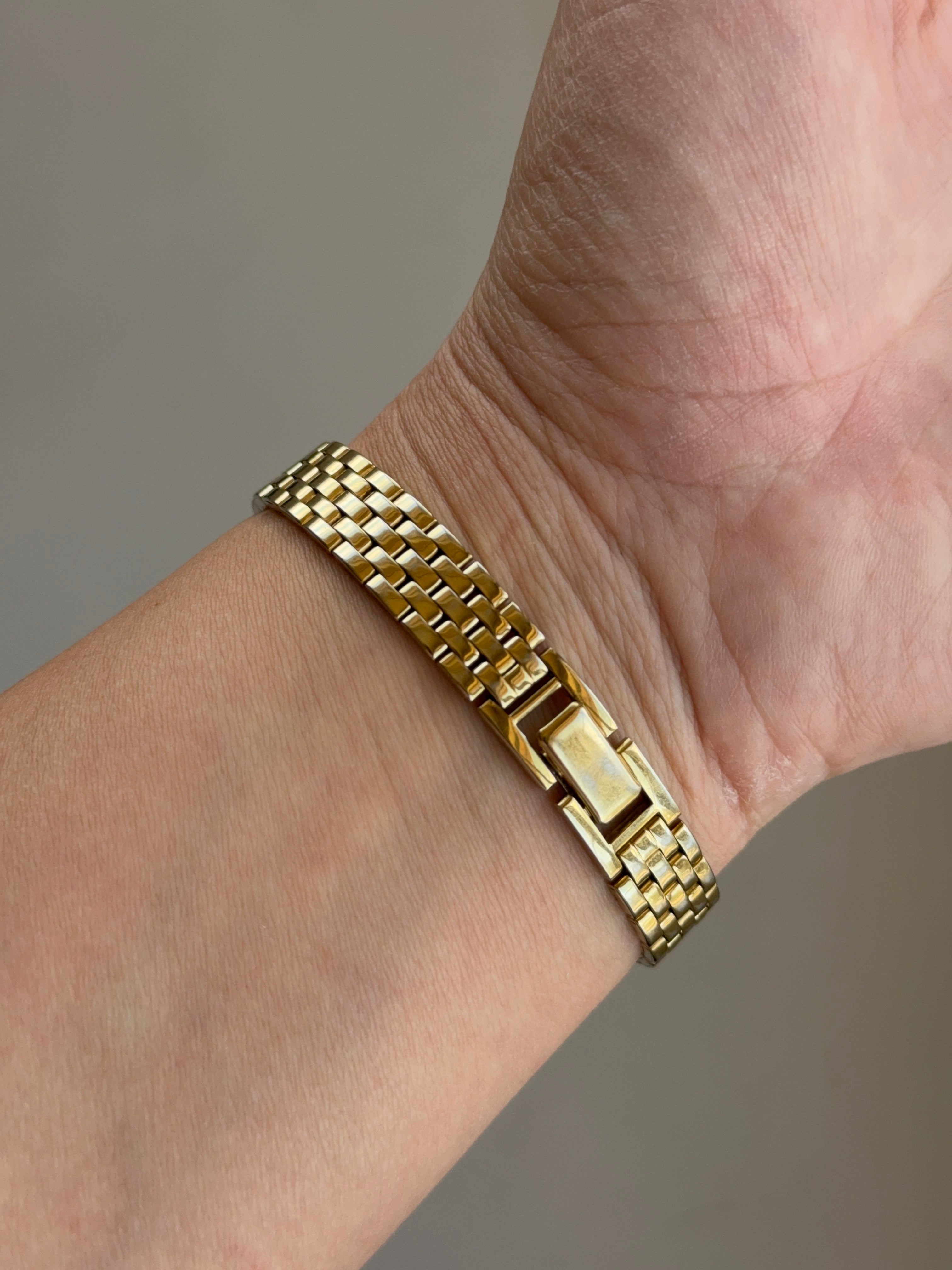 1991 Seiko Quartz Gold Tone Octagon Tank Watch