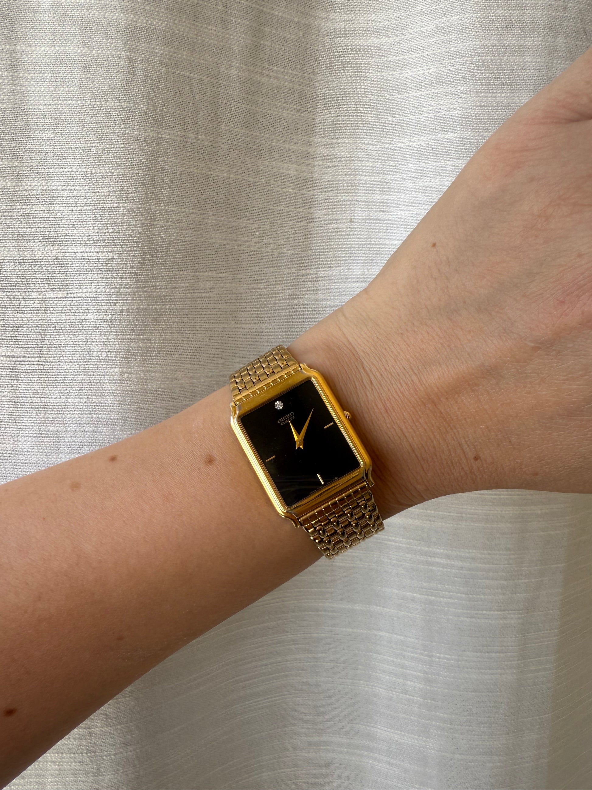 1991 Seiko Quartz Gold Tone Tank Watch