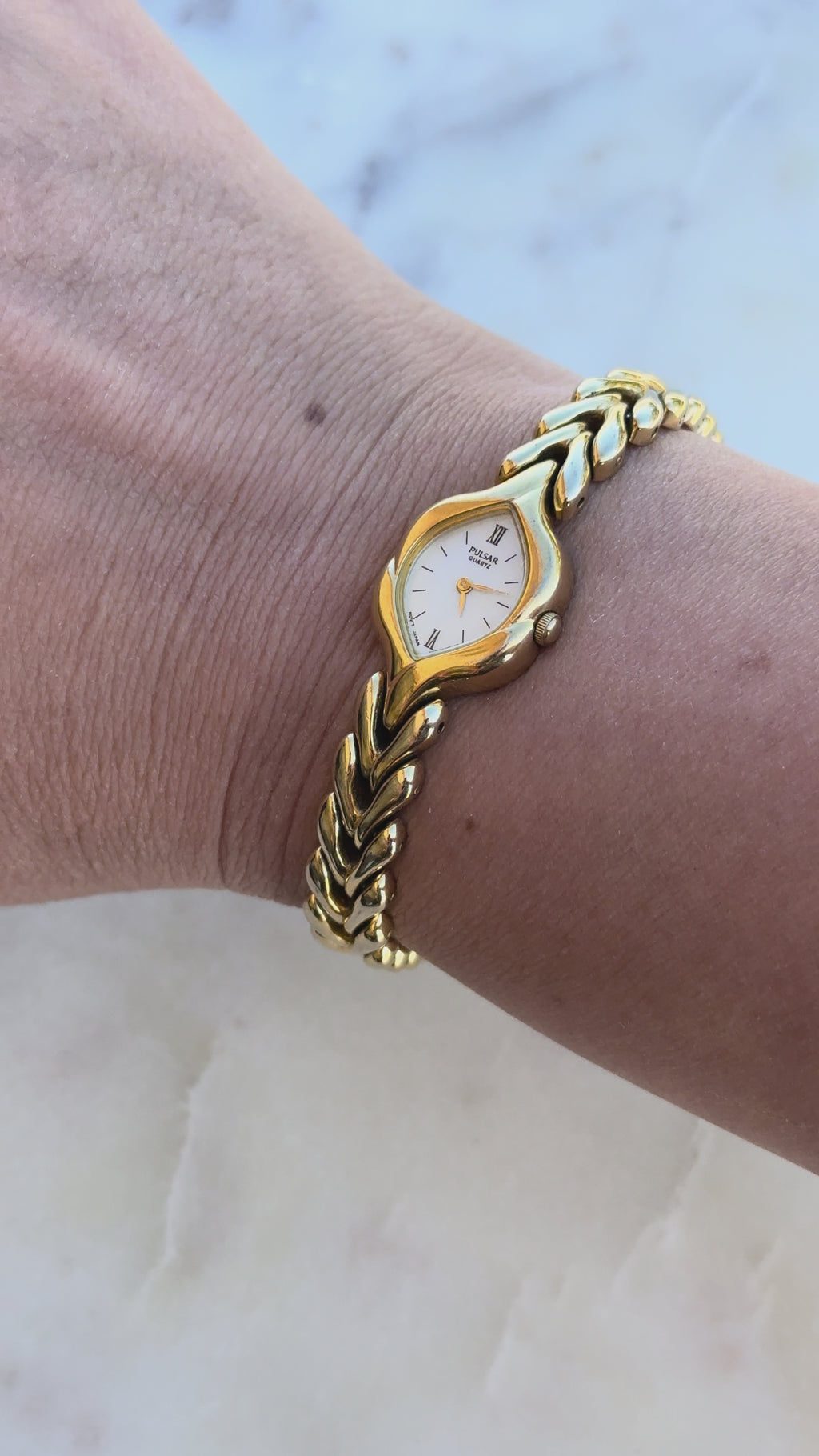 1993 Pulsar Quartz By SEIKO Gold Tone Bracelet Watch