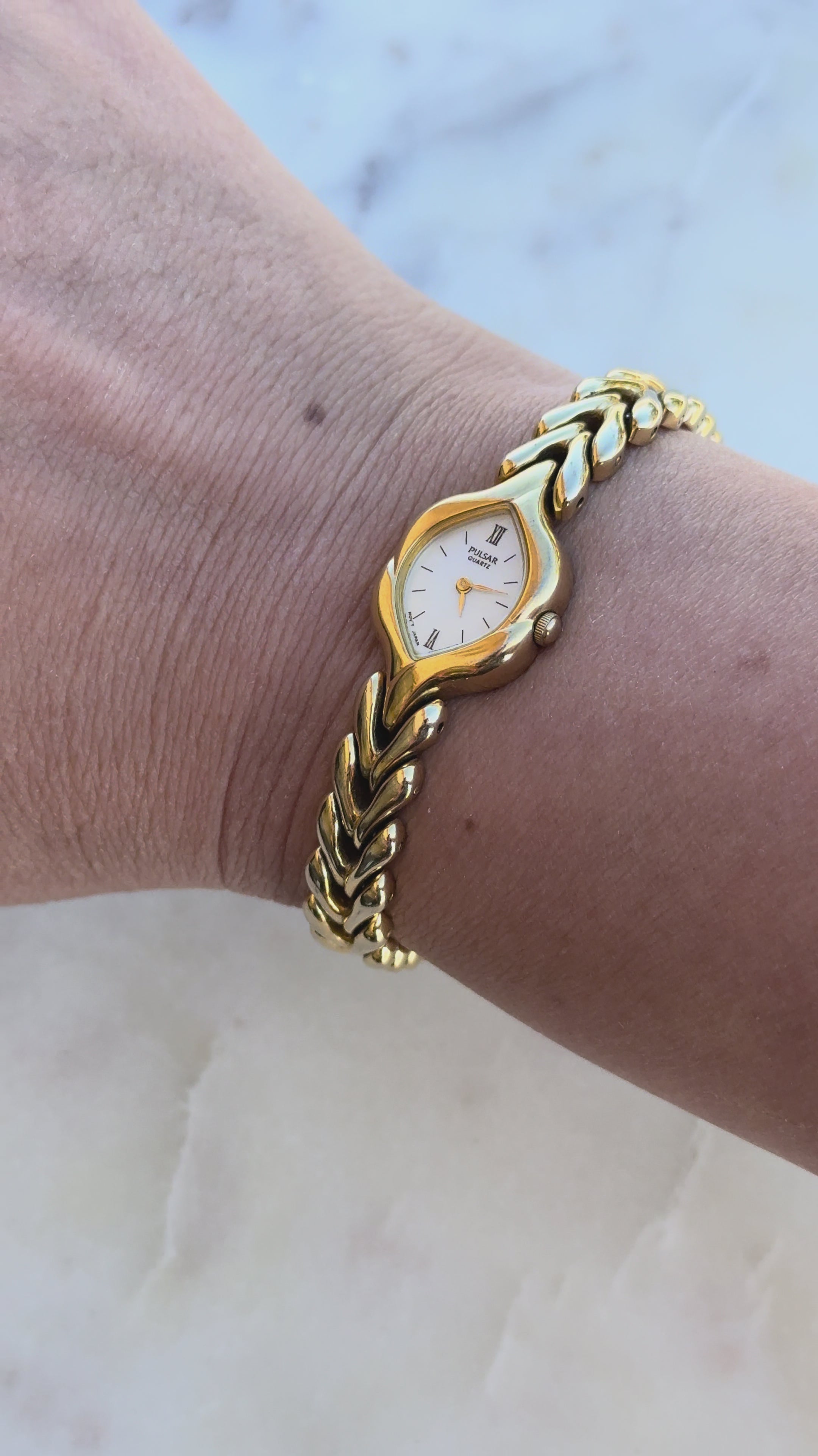 1993 Pulsar Quartz By SEIKO Gold Tone Bracelet Watch