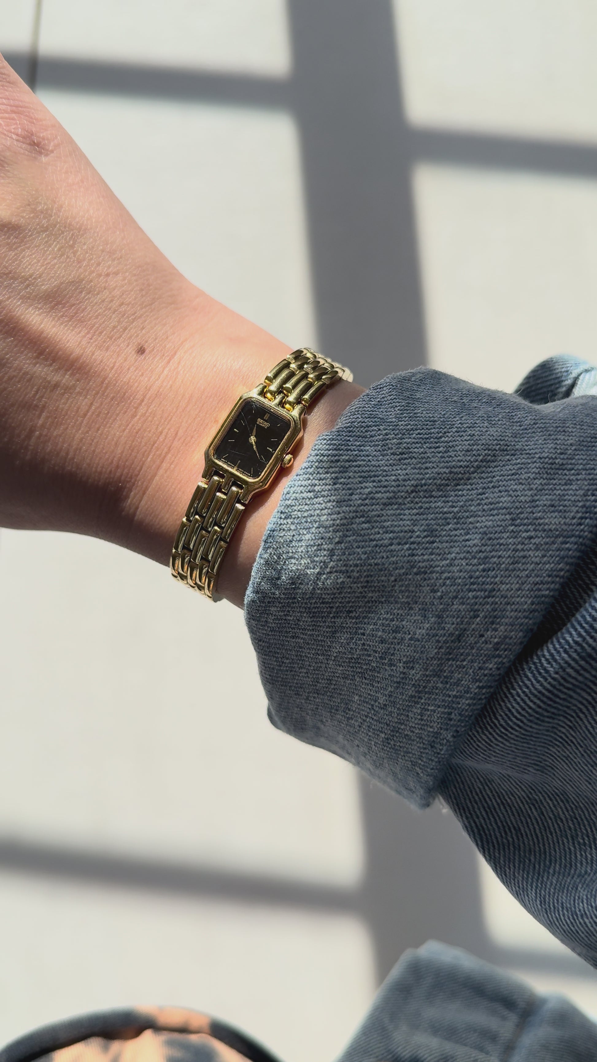 1991 Seiko Quartz Gold Tone Tank Watch