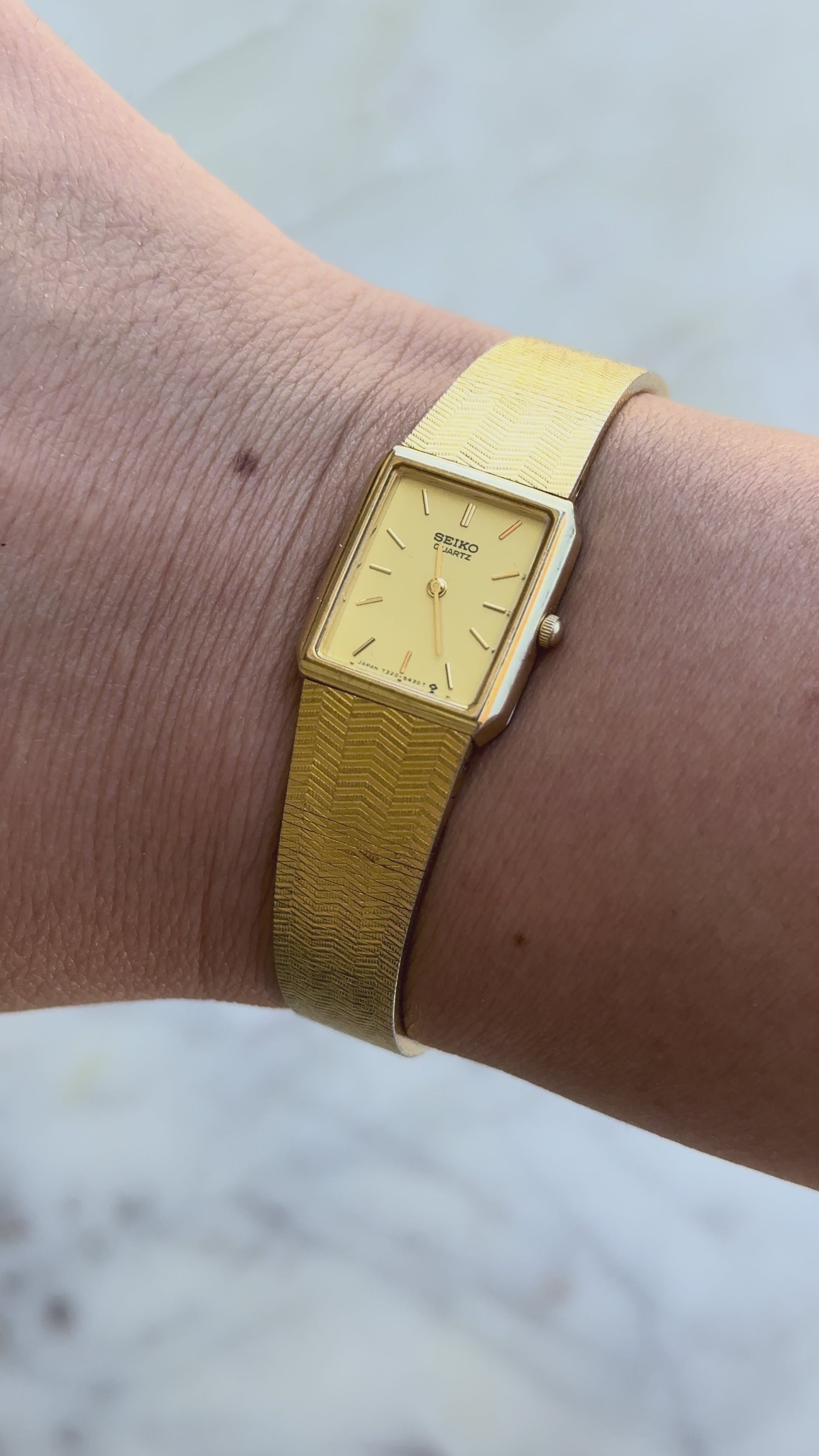 1984 Seiko Quartz Gold Tone Tank Watch