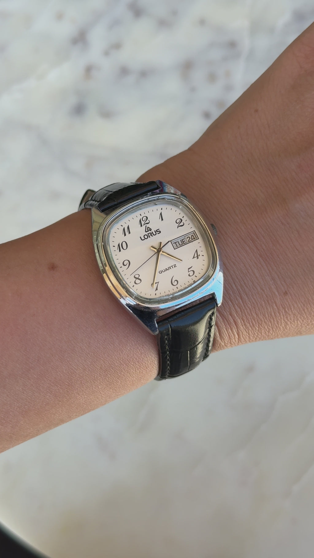 1980’s Seiko Lorus Quartz Day Date TV Dial Watch