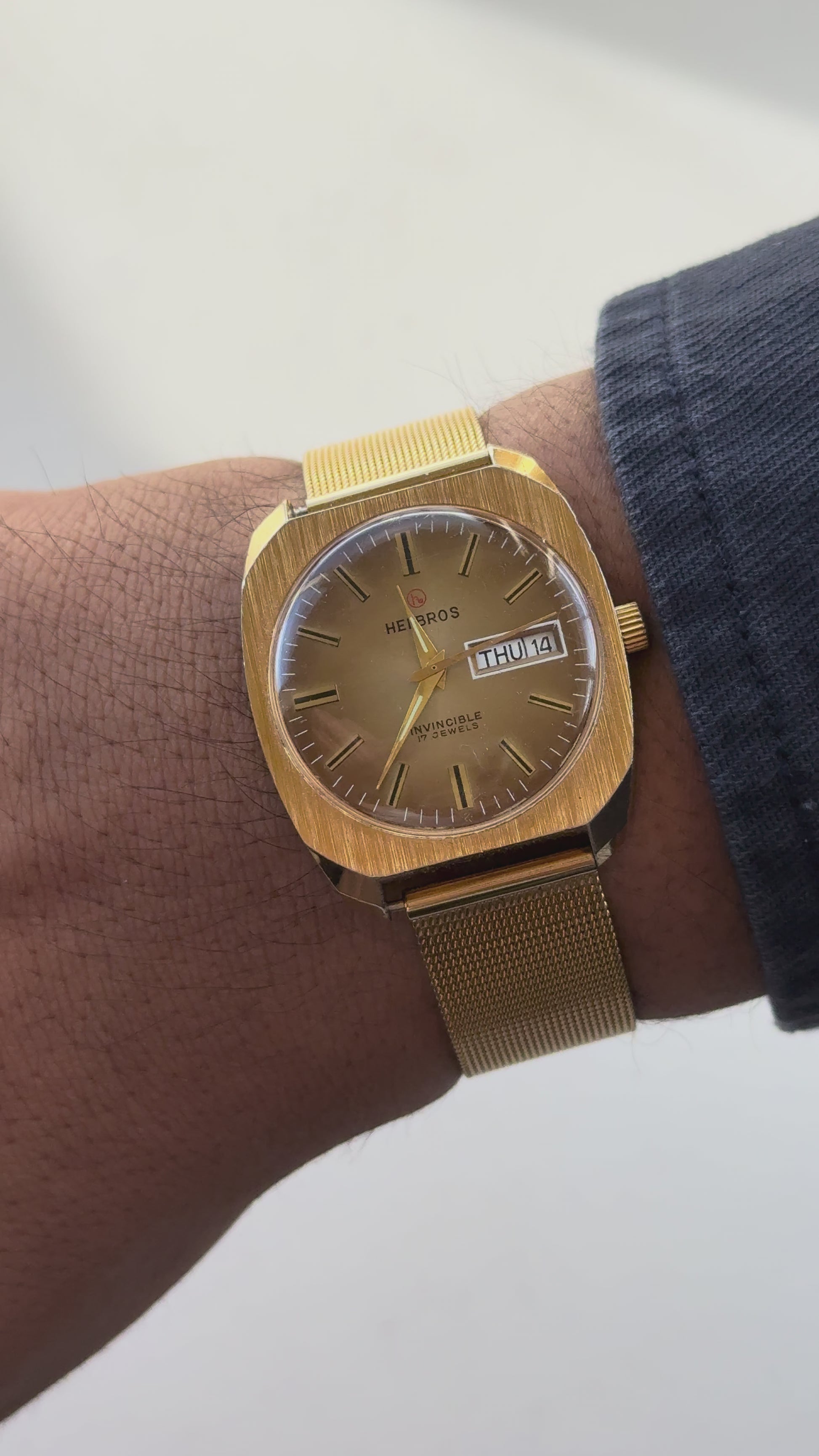 1970s Helbros Day-Date Invincible 17 Jewel Mechanical Watch