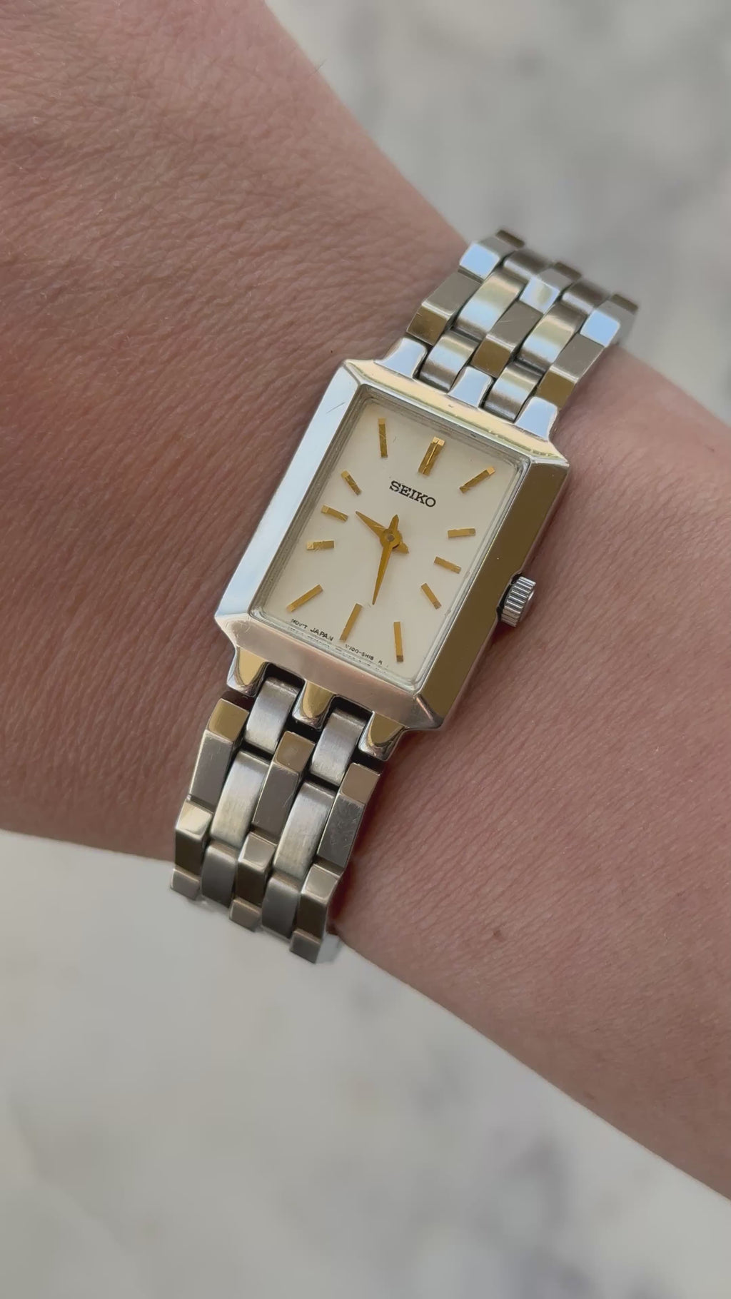 1998 Seiko Silver Tone Tank Watch